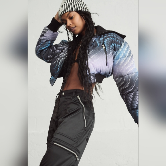 UO Urban Outfitters Lily Cropped Puffer Jacket bubble bomber M - Picture 6 of 6